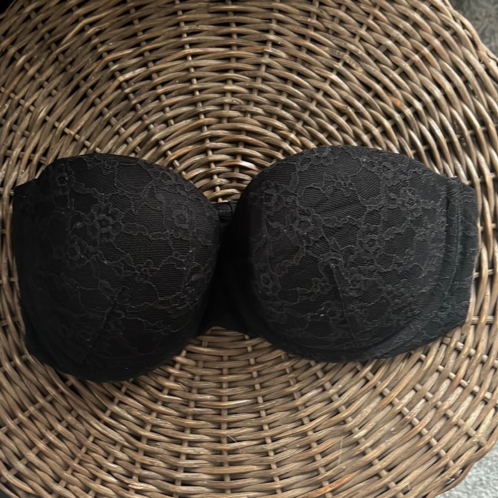 Victoria’s Secret Black strapless bra